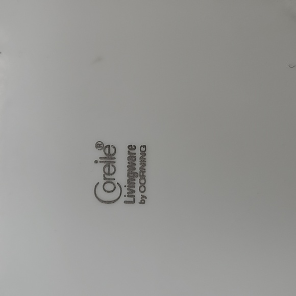 FOUR Corelle Butterfly Gold 8 1/2 in. Serving Bowls - Picture 5 of 5